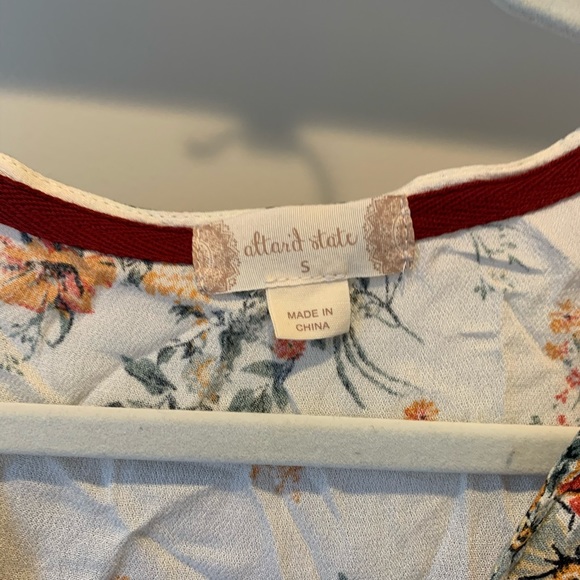 Altar’d state top - Picture 4 of 6